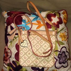 Crossbody Dooney and Bourke handbag